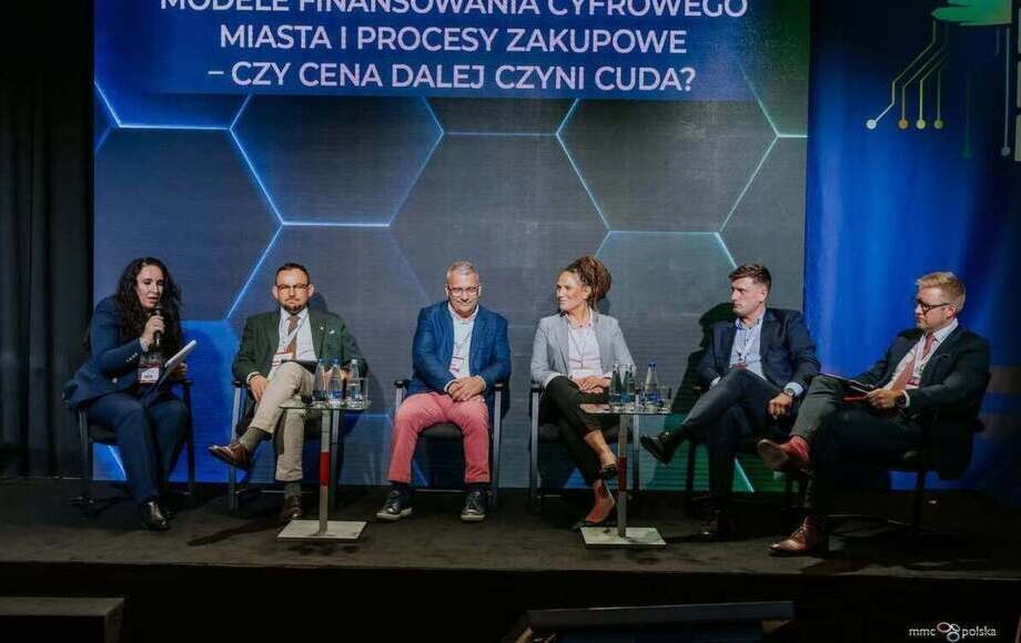 Sochaczew na Smart City Forum. Burmistrz Daniel Janiak wśród prelegentów