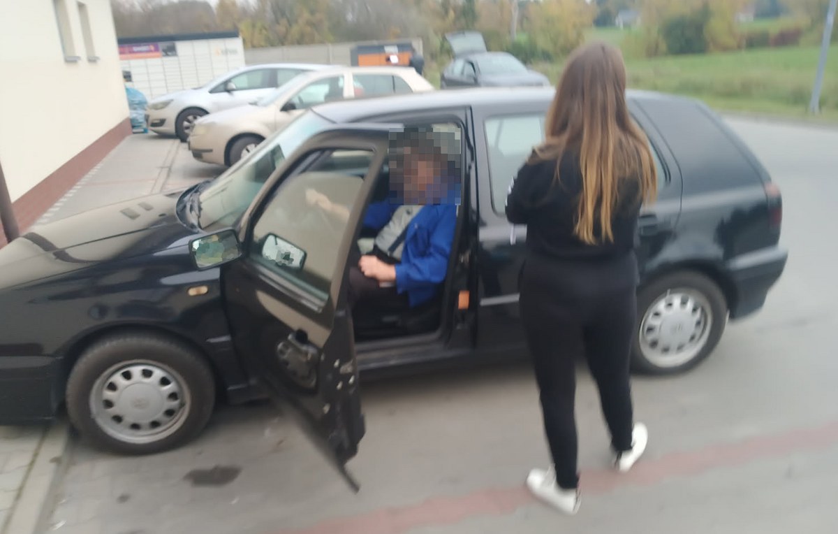 Policjantka wraz z mężem uniemożliwili dalszą jazdę nietrzeźwemu kierowcy